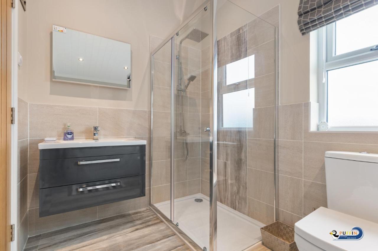 Valley View Lodge - Luxury Lodge, Hot Tub, Close To Beach Penally Екстериор снимка